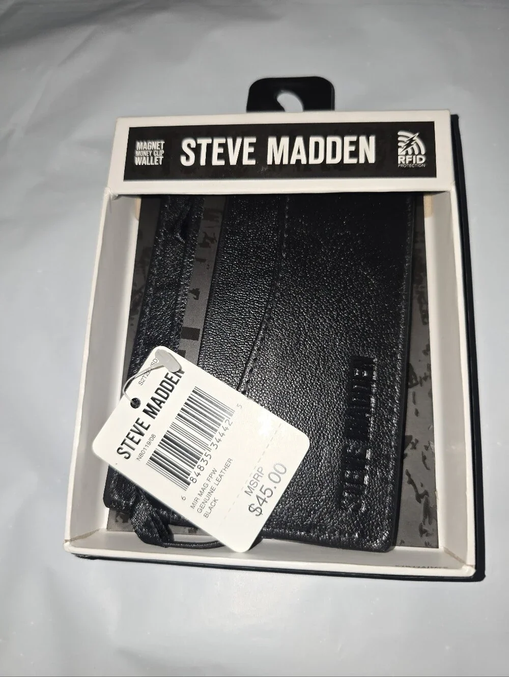 Steve Madden slim card